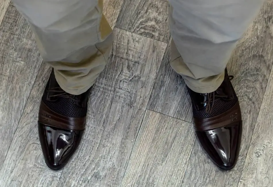 how to keep patent leather shoes from scuffing